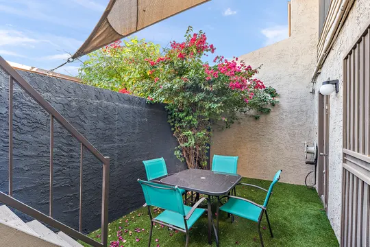 Old Town Lofts, Unit 2 — entrance or private patio
