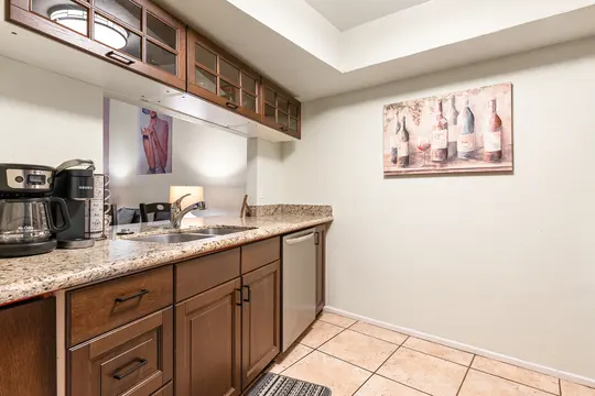 Old Town Lofts, Unit 3 — kitchen