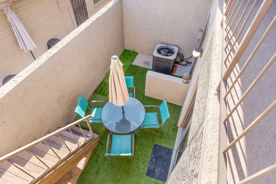 Old Town Lofts, Unit 3 — entrance or private patio
